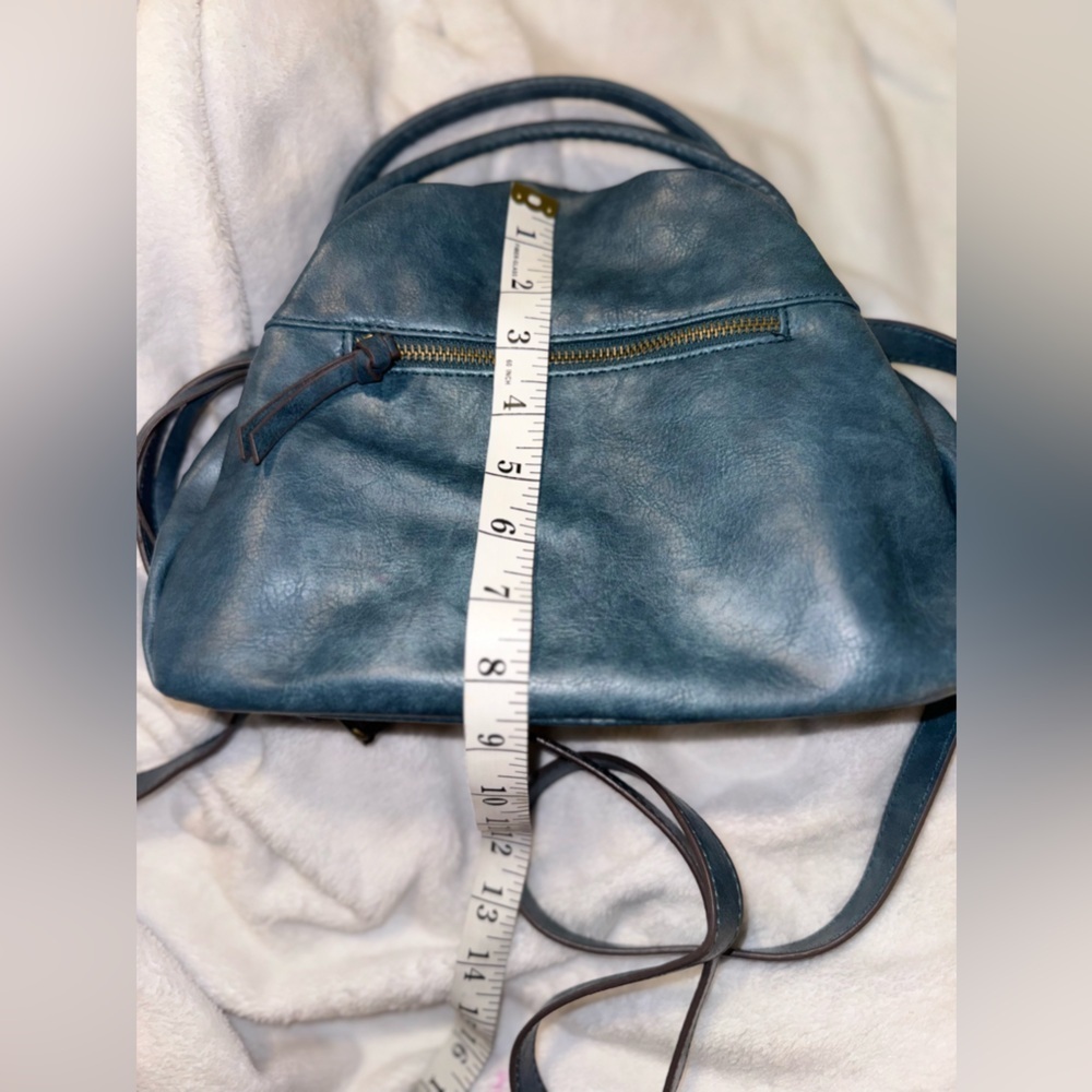 Time and Tru Cross body/handbag. - Picture 10 of 15